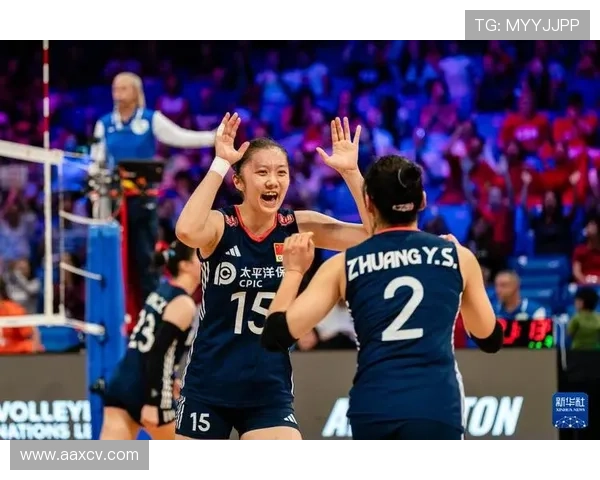 中国女排逆转战胜美国队 迎来世界联赛六连胜并锁定决赛席位