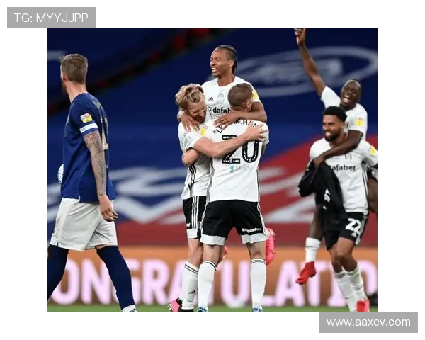 新赛季焦点大战引爆全场球星对决再掀全球竞技激情浪潮震撼盛况